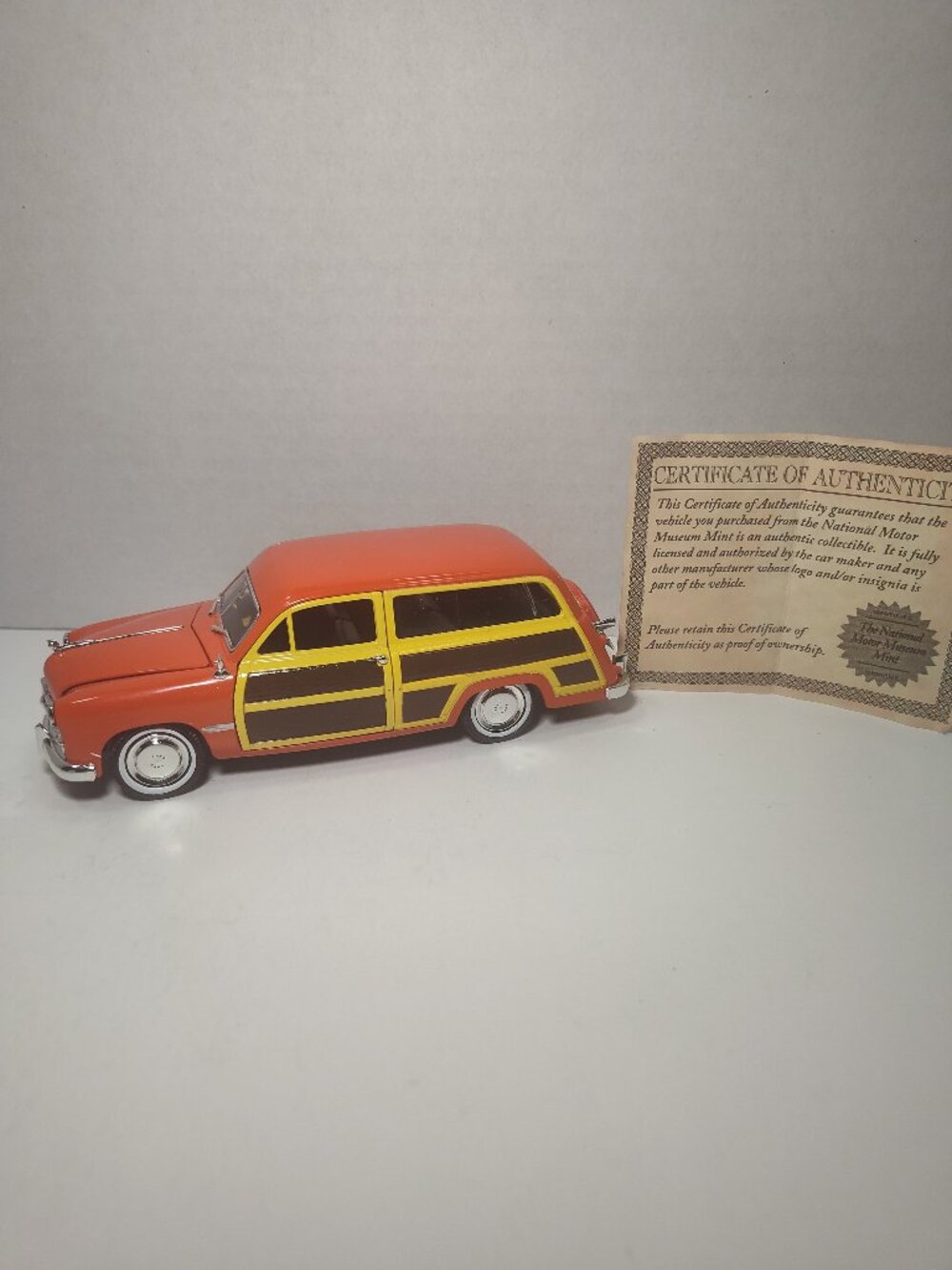 National Motor Museum Mint 1949 Ford Woody Wagon 1:24 Diecast Car w/ COA Orange